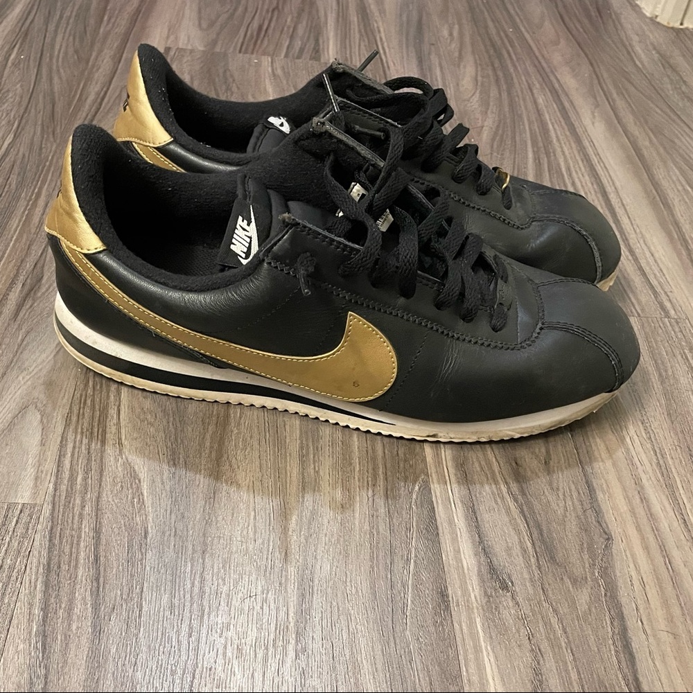 Nike Classic Cortez Black/Gold